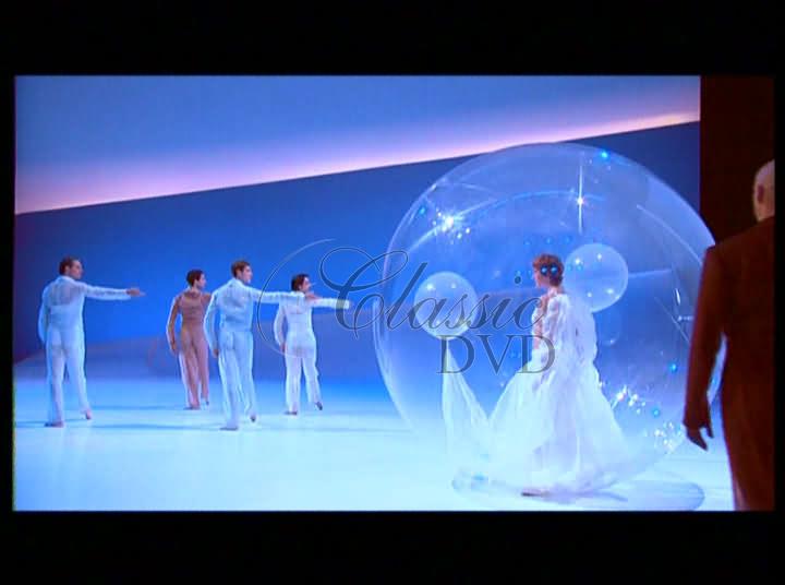 ČAJKOVSKIJ,P.I.: La Belle / Les ballets de Monte Carlo (DVD)